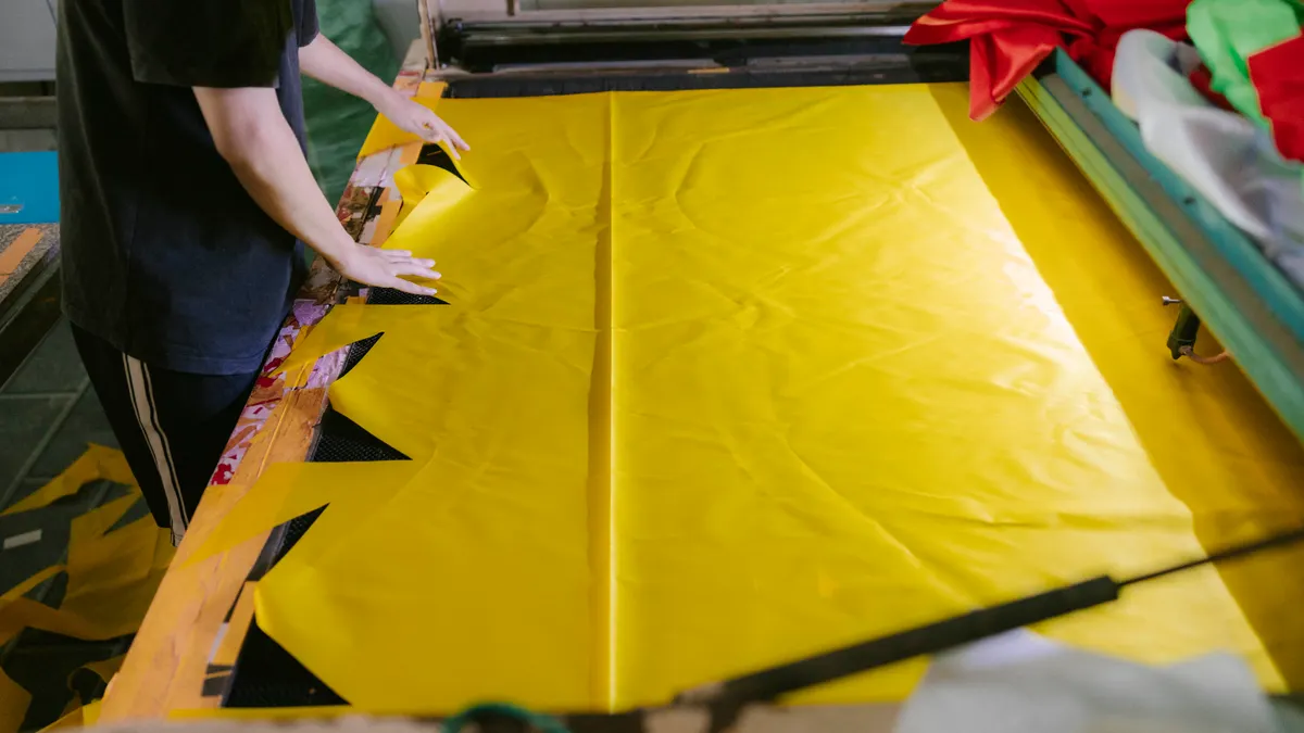 How to Make Fabric Throw Pillow Covers Without a Sewing Machine
